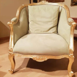 Poltroncina in stile barocco modello Sissi di Zilio